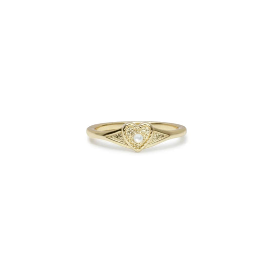 THE DAINTY PEARL HEART HEIRLOOM RING