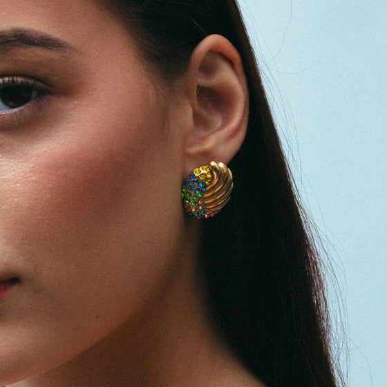 THE MULTICOLOR SEASHELL EARRINGS